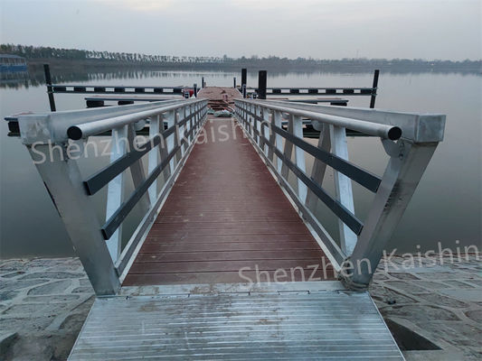 High Corrosion Resistance Marine Aluminum Gangways With 1.1m Handrail For Floating Dock Pier
