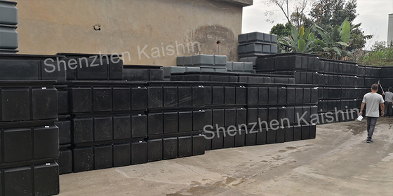 Square Modular Black Color HDPE Floating Pontoon Yacht Jet Ski Dock With EPS Foam