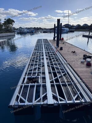 Customizable Yacht Floating Dock with 6061 Aluminum Alloy, 250kg Load Capacity, and UV Saltwater Resistance